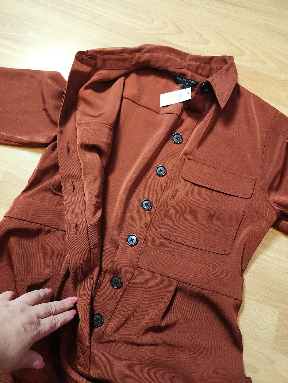 NWT Banana Republic Long Sleeve Wide Leg Trouser Satin Jumpsuit Burnt Caramel 8 - Picture 4 of 16